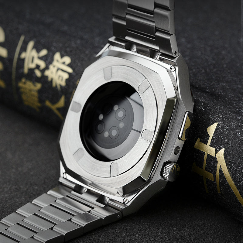 BOLD シリーズ ロイヤル エディション 44/45mm - Apple Watch 用ケース (ステンレススチール)